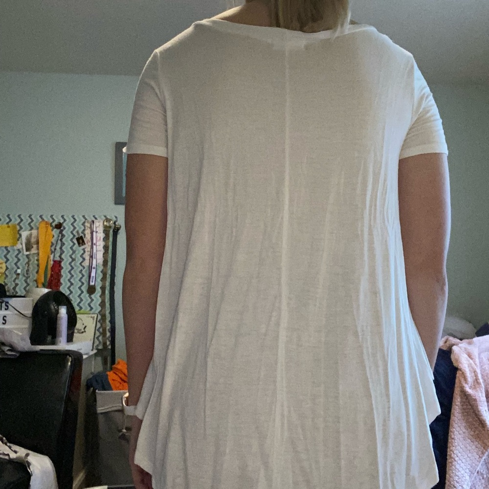 White tshirt with graphic